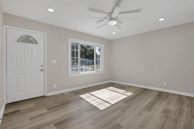 2779 Gibson Drive, Columbus, OH 43207