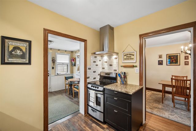 924 39th Street, Des Moines, IA 50312