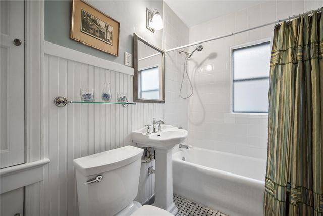 924 39th Street, Des Moines, IA 50312