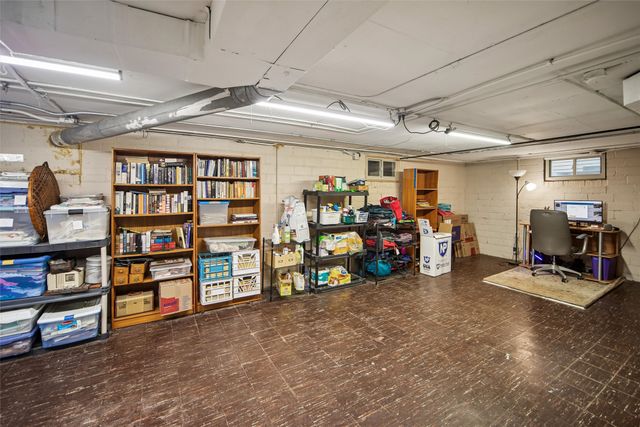 924 39th Street, Des Moines, IA 50312