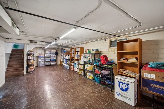 924 39th Street, Des Moines, IA 50312