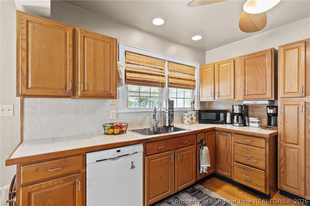 1602 N N Chestnut Street, Lumberton, NC 28358 — photo 16