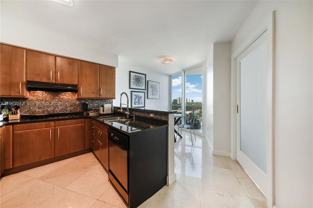 19333 E Collins Avenue 1202, Sunny Isles Beach, FL 33160