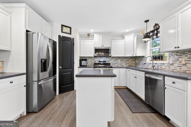 2013 Forsyth Park Lane, Monroe, GA 30548