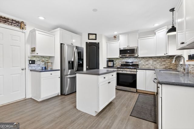 2013 Forsyth Park Lane, Monroe, GA 30548