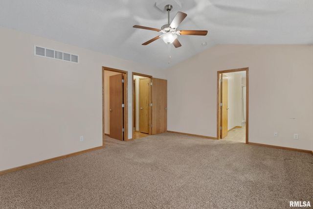 6112 34TH Avenue A Court, Moline, IL 61265