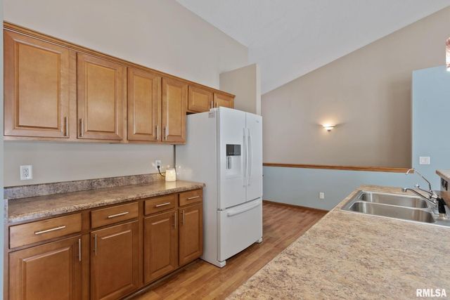 6112 34TH Avenue A Court, Moline, IL 61265