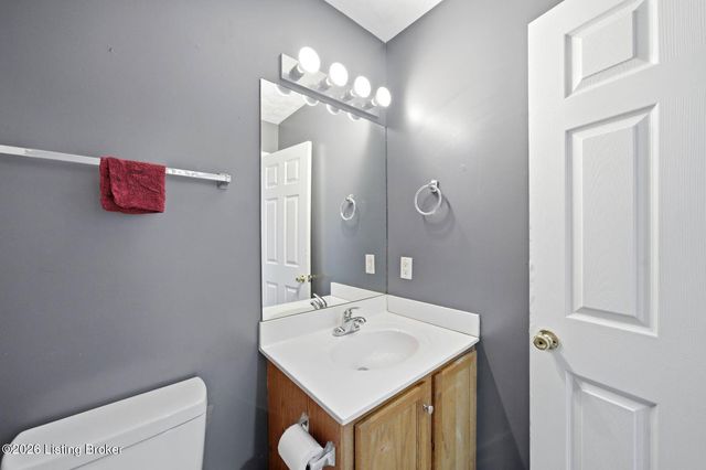 6900 Franklin Farmer Way, Louisville, KY 40229