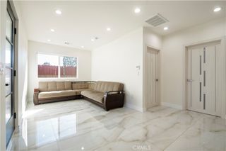 20473 Shamrock Pl, Chatsworth, CA 91311