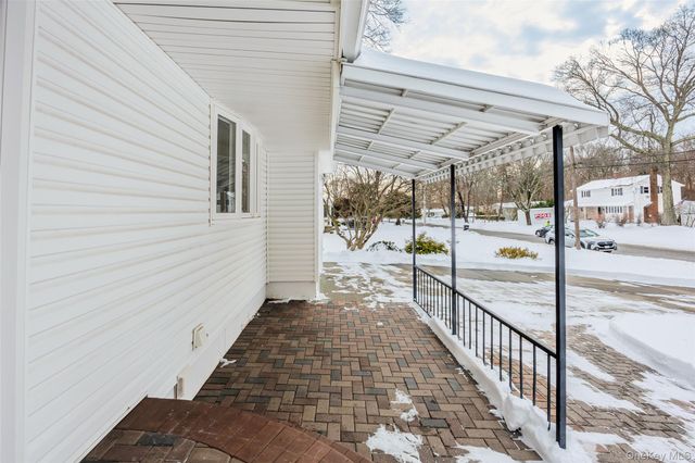 3 Brenner Road, Coram, NY 11727