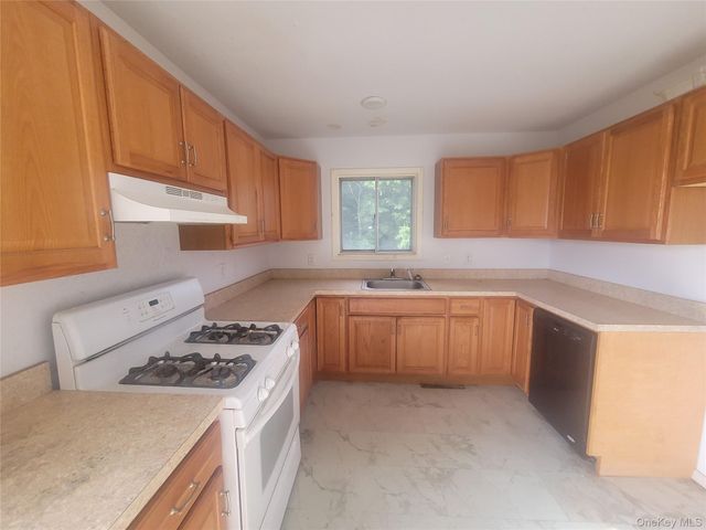 1048 Old Liberty Road, Monticello, NY 12701