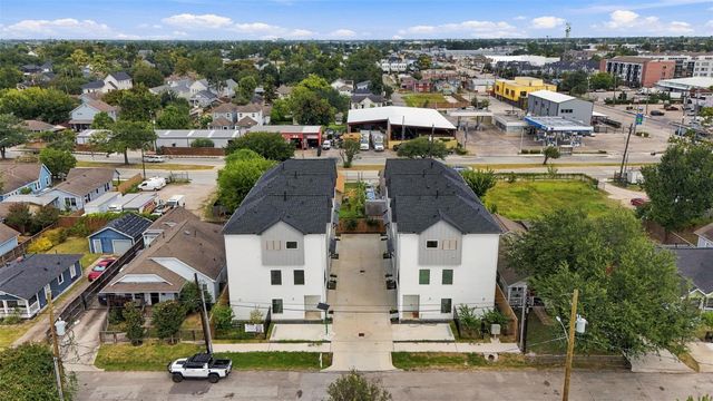 904 Kern Street B, Houston, TX 77009