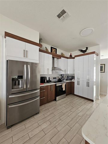 2826 MIDDLETON CIRCLE, Kissimmee, FL 34743