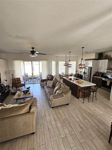 2826 MIDDLETON CIRCLE, Kissimmee, FL 34743