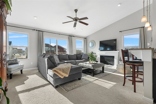 1327 Gardner Pond Lane, Vicksburg, MI 49097