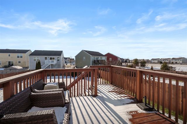 1327 Gardner Pond Lane, Vicksburg, MI 49097