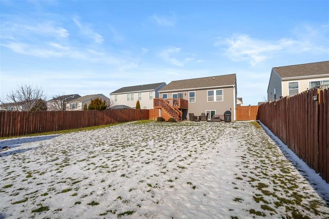 1327 Gardner Pond Lane, Vicksburg, MI 49097