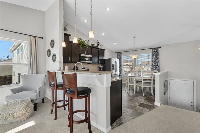 1327 Gardner Pond Lane, Vicksburg, MI 49097