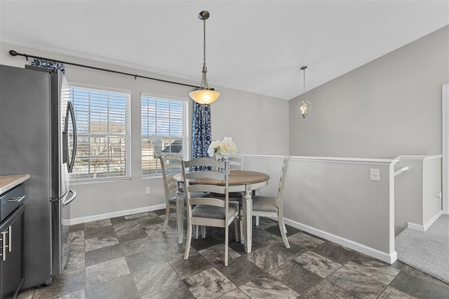 1327 Gardner Pond Lane, Vicksburg, MI 49097