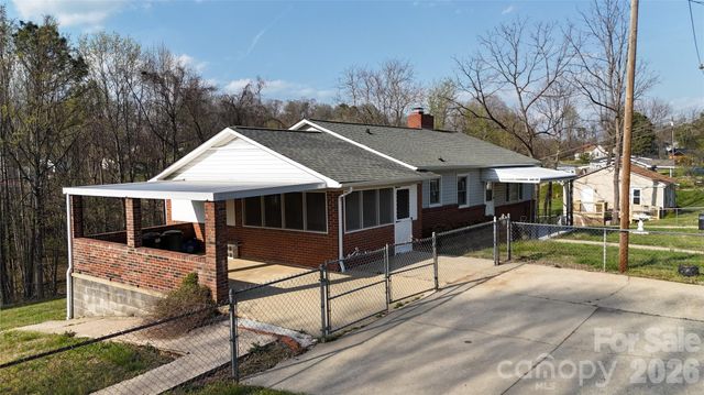 309 Morehead Drive, Marion, NC 28752