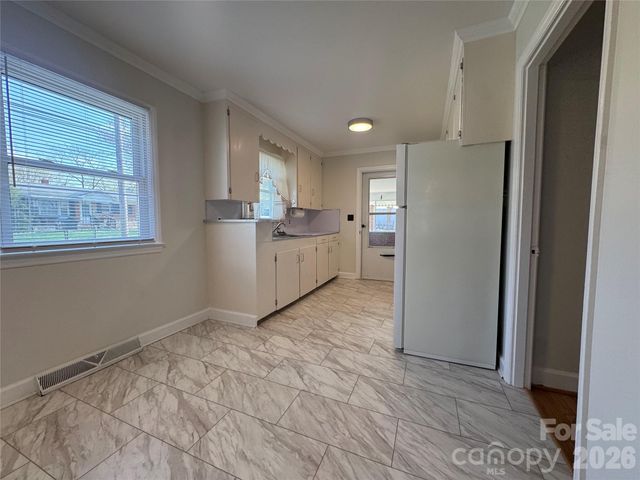 309 Morehead Drive, Marion, NC 28752