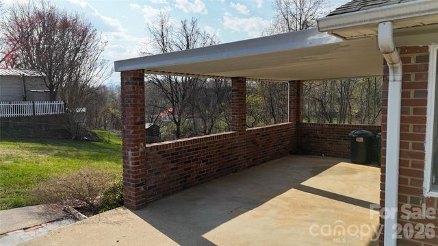 309 Morehead Drive, Marion, NC 28752