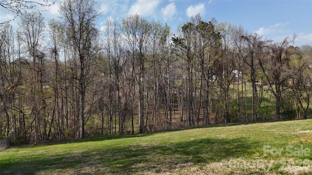 309 Morehead Drive, Marion, NC 28752