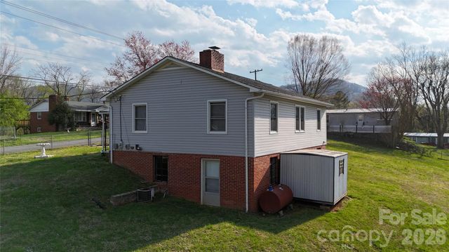 309 Morehead Drive, Marion, NC 28752