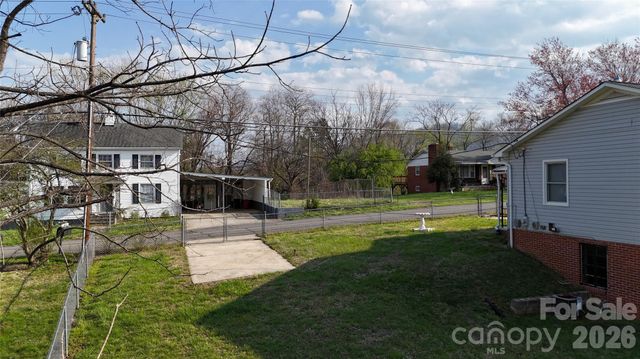 309 Morehead Drive, Marion, NC 28752