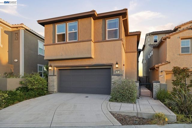 17 Ben Nevis Pl, Hayward, CA 94542
