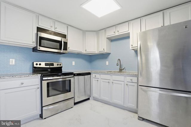 5415 KING ARTHUR CIR, Baltimore, MD 21237