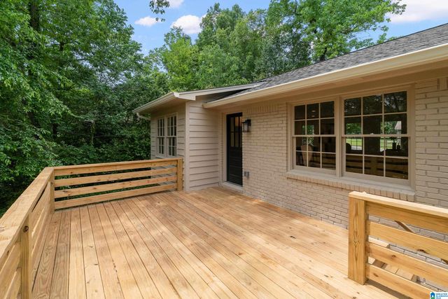 1049 SHADES AVENUE, Hoover, AL 35226