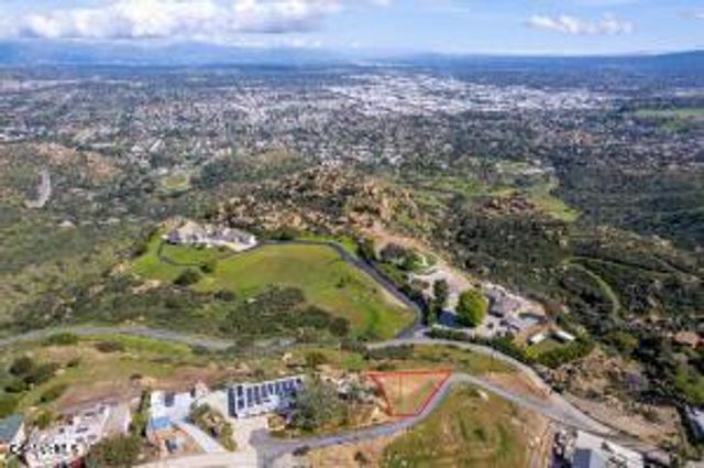 Mesa Drive, Simi Valley, CA 93063