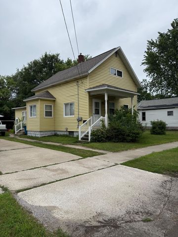 704 Engelman Street, City Of Manistee, MI 49660