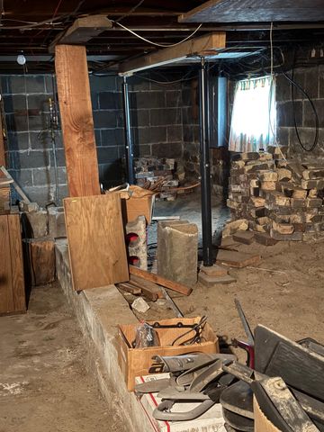 704 Engelman Street, City Of Manistee, MI 49660