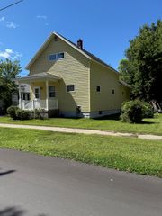 704 Engelman Street, City Of Manistee, MI 49660