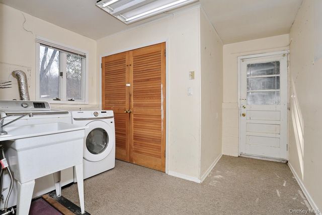 30 Bridle Road, Spring Valley, NY 10977