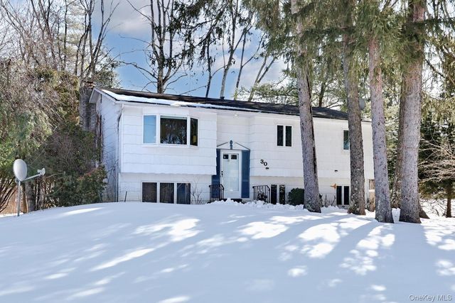 30 Bridle Road, Spring Valley, NY 10977