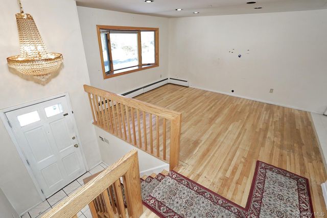 30 Bridle Road, Spring Valley, NY 10977