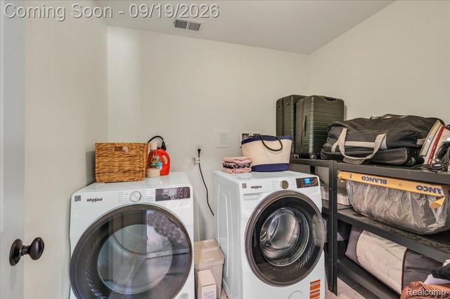 3072 Robina Avenue, Berkley, MI 48072