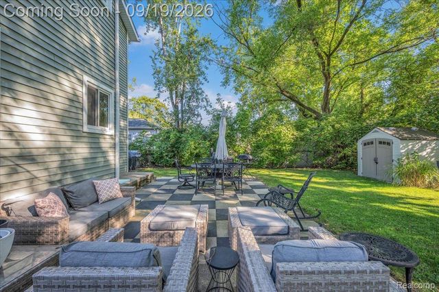 3072 Robina Avenue, Berkley, MI 48072