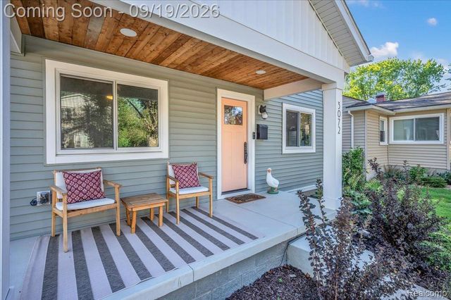 3072 Robina Avenue, Berkley, MI 48072