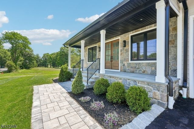 51 Herfort Rd, Wayne Twp., NJ 07470