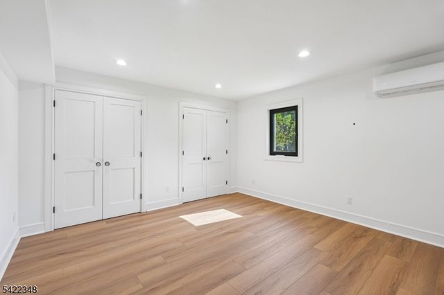 51 Herfort Rd, Wayne Twp., NJ 07470