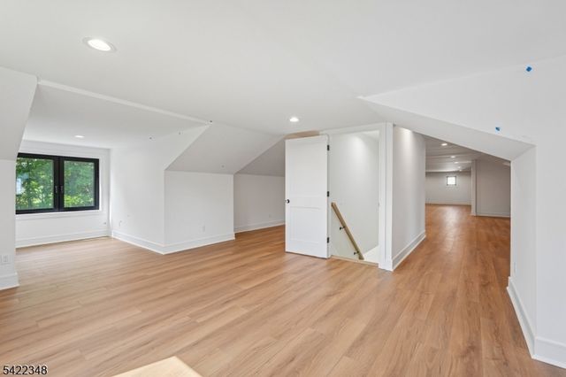 51 Herfort Rd, Wayne Twp., NJ 07470