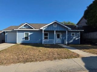 205 Ivy Lane, Kerrville, TX 78028