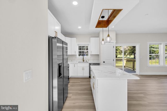 1 SUNRISE AVE, Ridgely, MD 21660