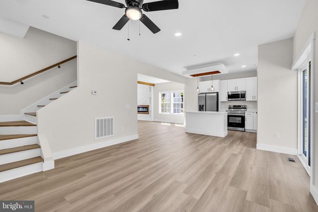 1 SUNRISE AVE, Ridgely, MD 21660
