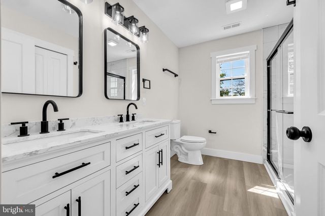 1 SUNRISE AVE, Ridgely, MD 21660