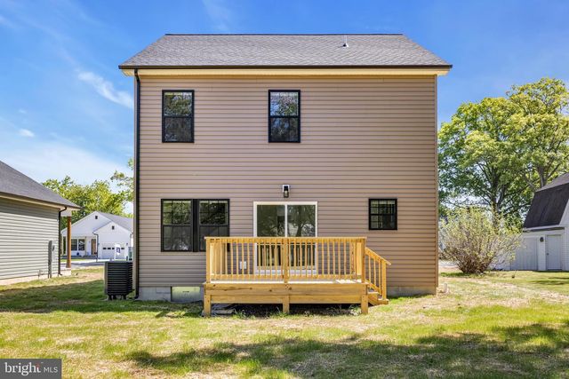1 SUNRISE AVE, Ridgely, MD 21660